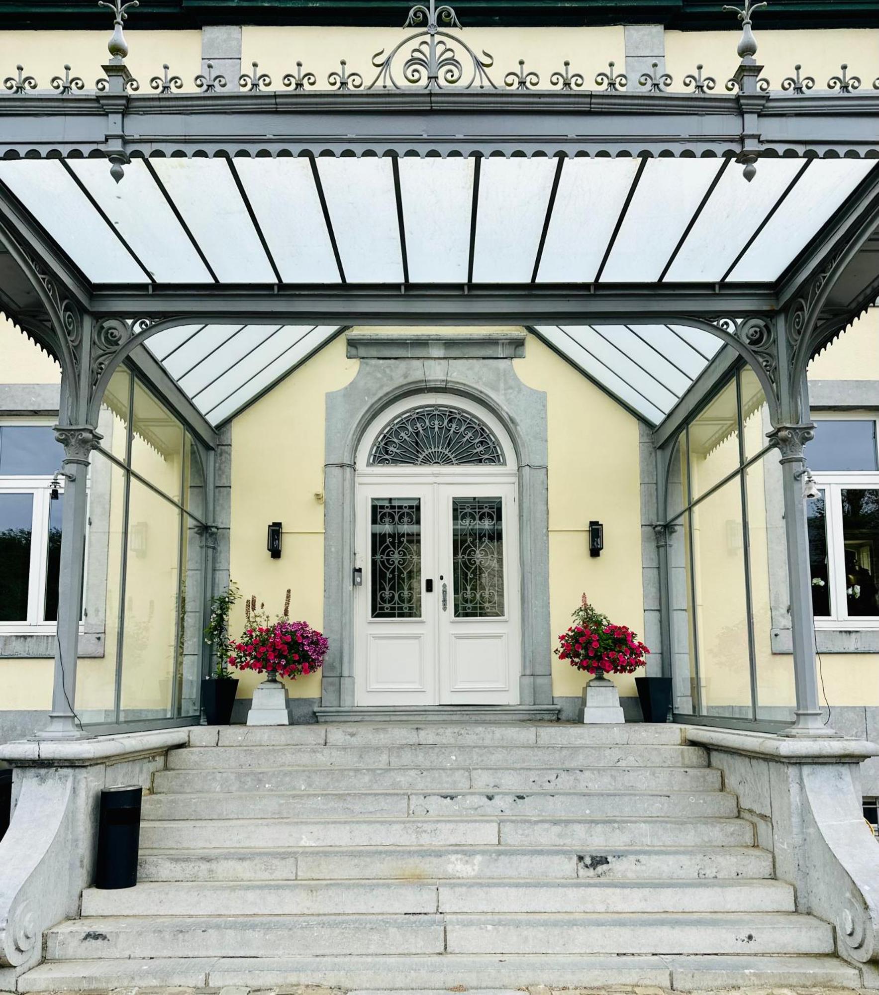 Suite Luxueuse Au Chateau De Saint Vitu 104 Tinlot Exterior photo